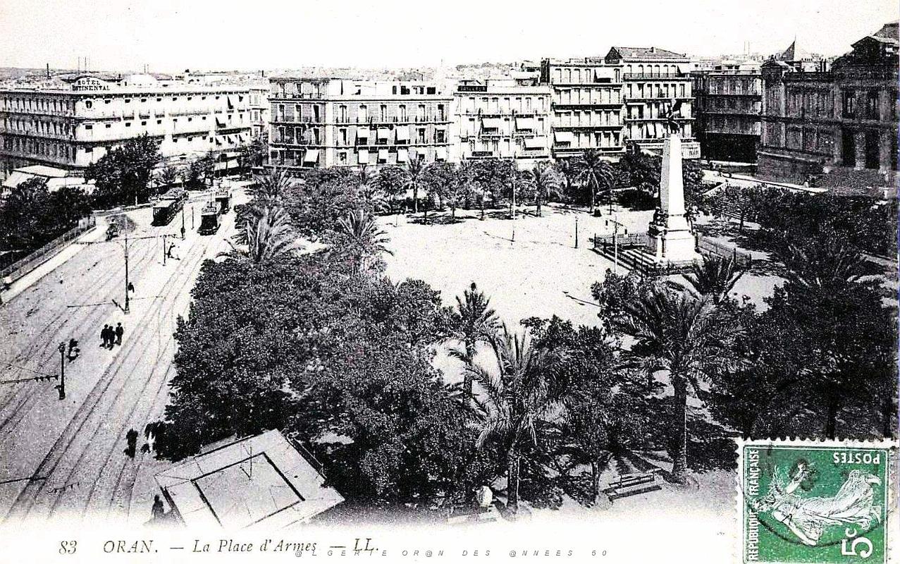 Oran -  Place d'Armes est.jpg